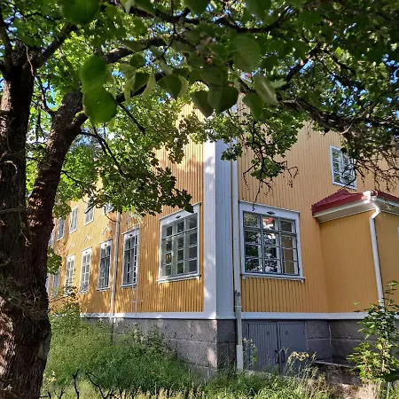 Salonsaaren Pappila אורחן